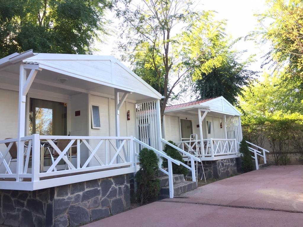 Bungalows & Albergue La Playa Logroño Zewnętrze zdjęcie