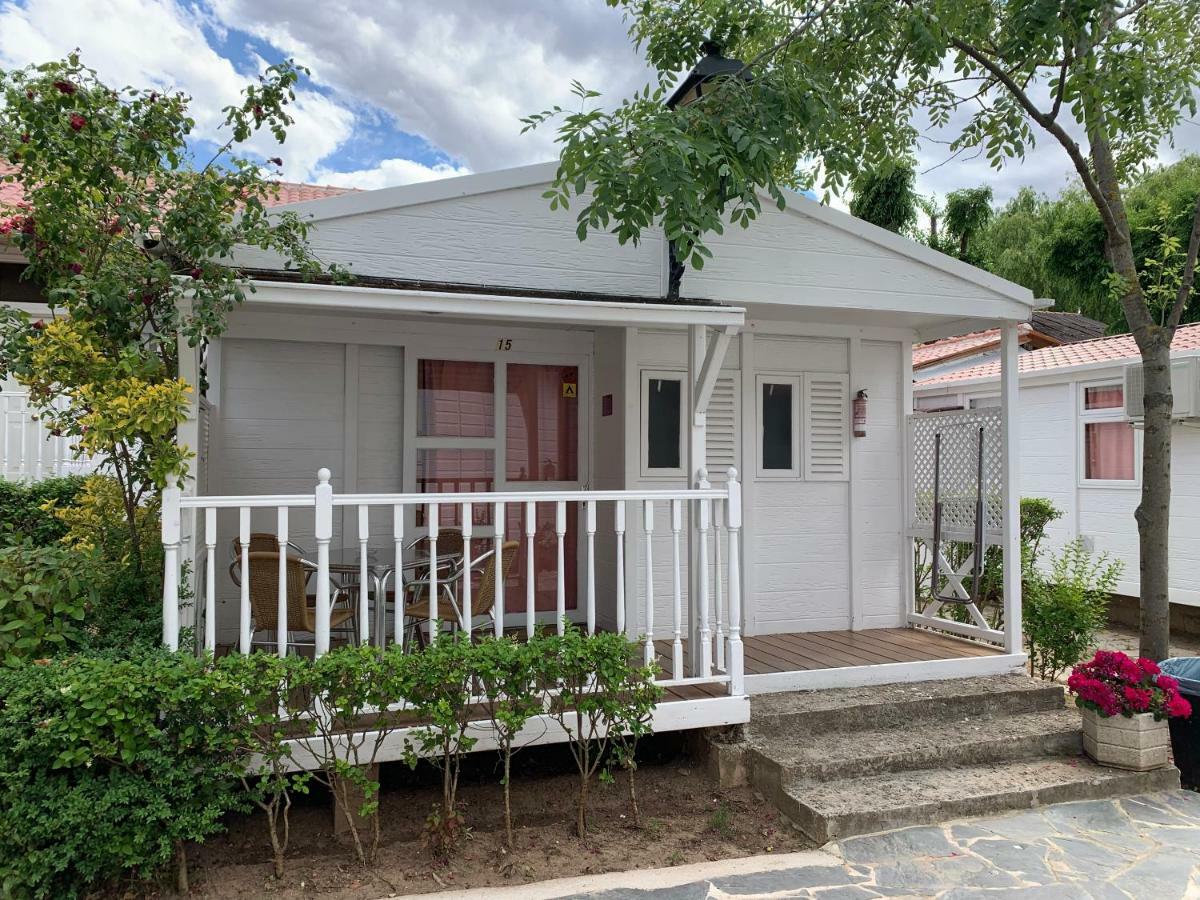 Bungalows & Albergue La Playa Logroño Zewnętrze zdjęcie